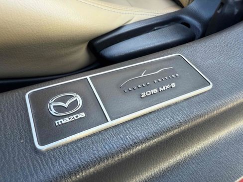 Used 2016 MAZDA MX-5 Miata Grand Touring RWD image 36