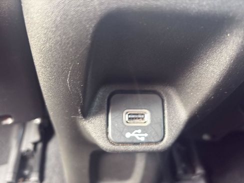 Used 2022 Jeep Renegade Latitude AWD/4WD image 15