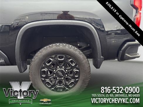 Used 2025 Chevrolet Silverado 2500 LTZ w/ Z71 Chrome Sport Edition image 22