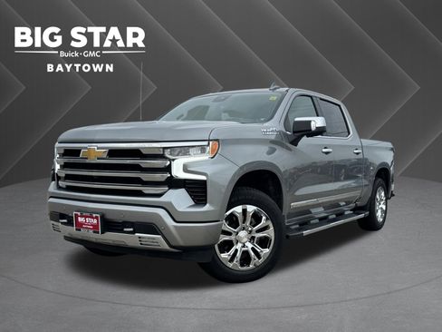 Used 2024 Chevrolet Silverado 1500 High Country w/ Technology Package AWD/4WD image 1