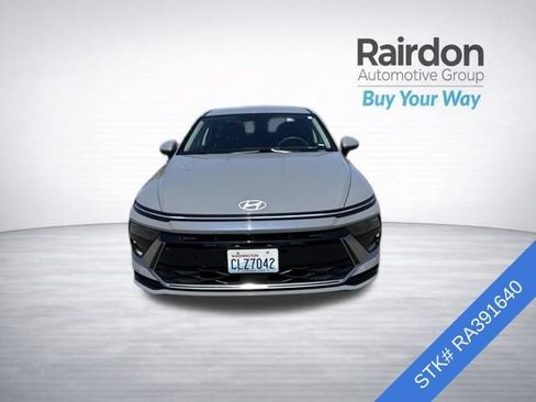 Used 2024 Hyundai Sonata SEL FWD image 2