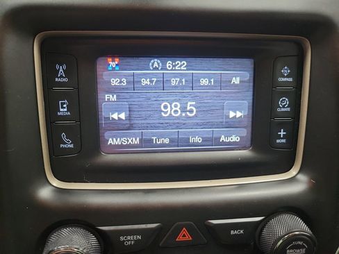 Used 2014 Jeep Grand Cherokee Laredo w/ Quick Order Package 23E image 37