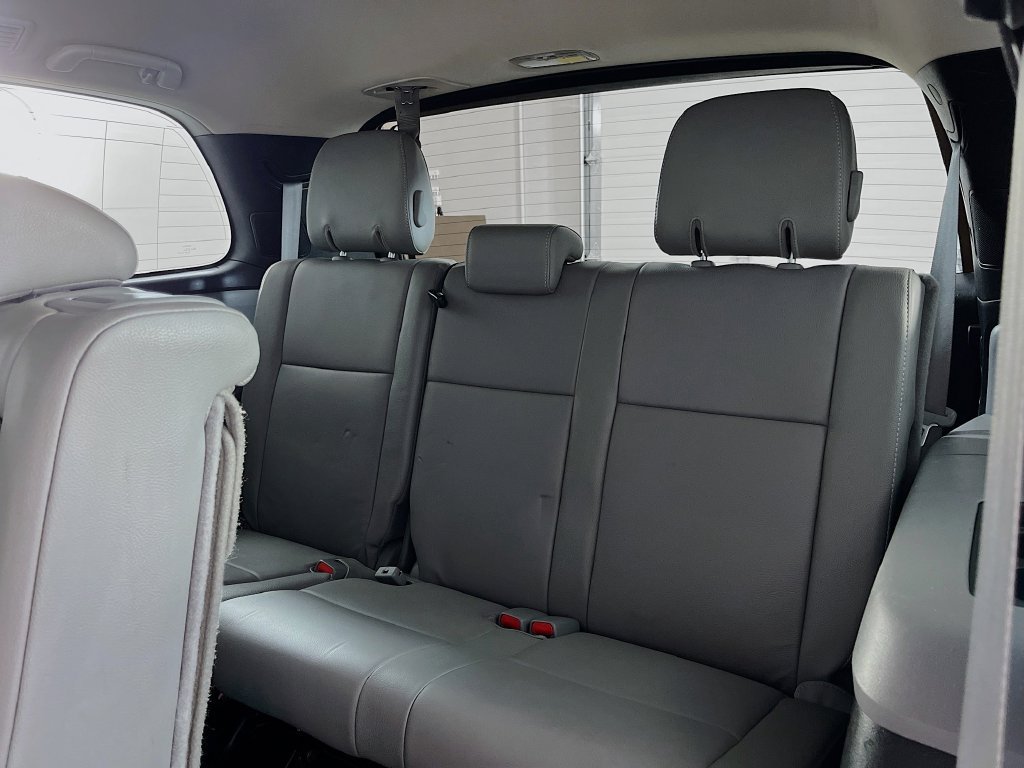 Used 2019 Toyota Sequoia SR5 AWD/4WD image 32