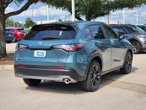 New 2027 Honda HR-V Sport image 4