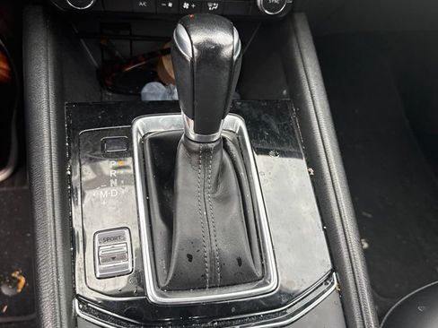 Used 2019 MAZDA CX-5 Touring AWD/4WD image 2