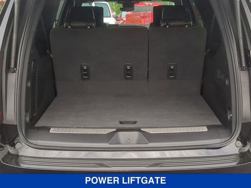 New 2025 GMC Yukon XL Denali Ultimate AWD/4WD image 5