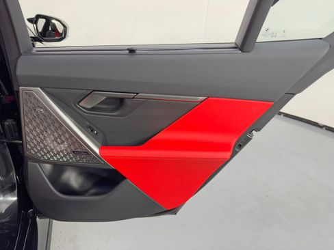 Used 2025 BMW M5 w/ Carbon Package image 49