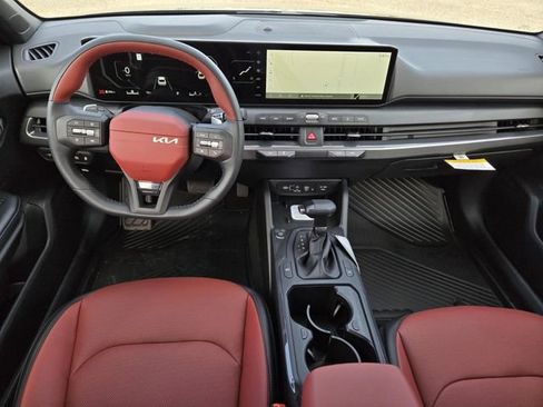 New 2026 Kia K4 GT-Line w/ GT-Line Premium Package FWD image 29