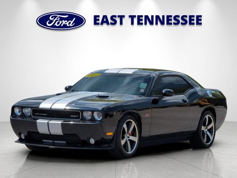 Used 2012 Dodge Challenger SRT8 RWD image 7