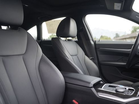 Used 2023 BMW i4 eDrive35 RWD image 14