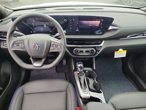 New 2026 Buick Envista Sport Touring image 7