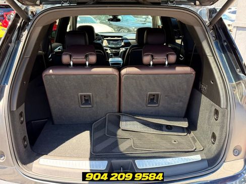Used 2020 Cadillac XT6 Premium Luxury FWD image 30