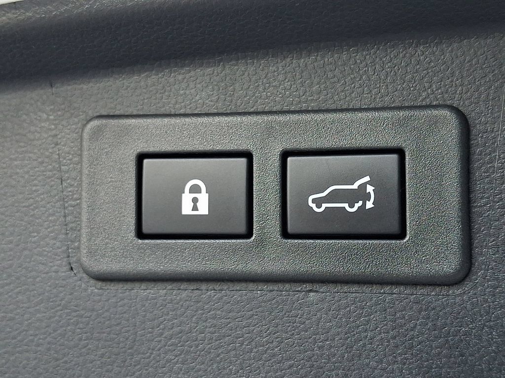 Certified 2025 Subaru Outback Limited AWD/4WD image 30
