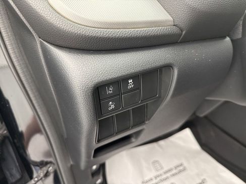 Used 2020 Honda CR-V LX image 19