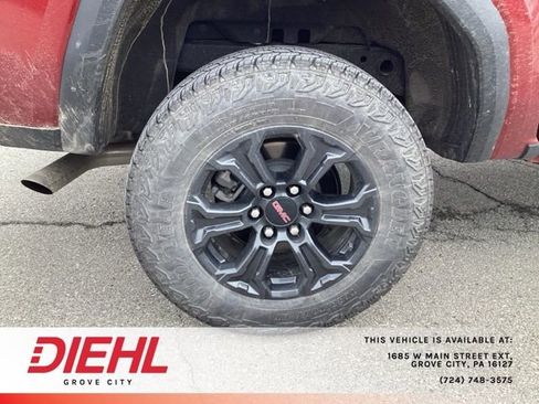 Used 2024 GMC Canyon Elevation w/ Convenience Package image 9