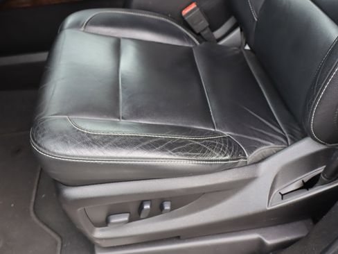 Used 2019 Chevrolet Tahoe LT image 20