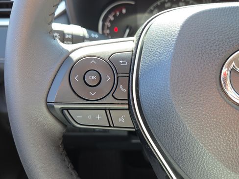 Certified 2025 Toyota RAV4 XLE Premium image 31