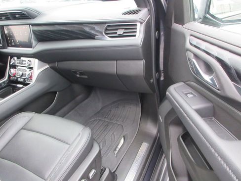 Certified 2024 GMC Yukon Denali w/ LPO, Floor Liner Package image 19