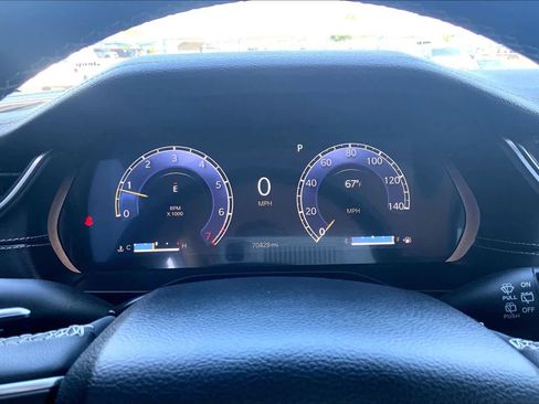 Used 2023 Jeep Grand Cherokee Limited AWD/4WD image 26