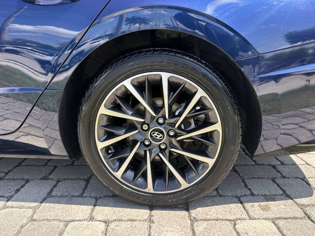 Used 2020 Hyundai Sonata Limited w/ Cargo Package FWD image 11