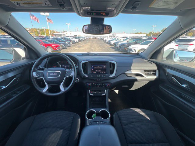 Used 2023 GMC Terrain SLE w/ Driver Convenience Package FWD image 19