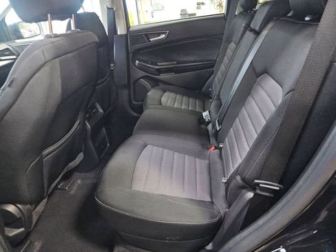 Used 2022 Ford Edge SE w/ Black Appearance Package AWD/4WD image 8