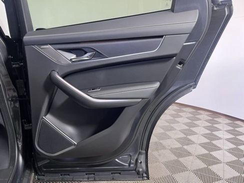 New 2026 Jaguar F-PACE R-Dynamic S image 20