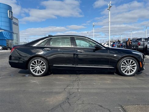 Used 2018 Cadillac CT6 Luxury image 10