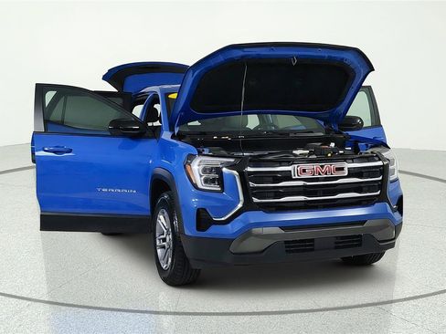 Used 2026 GMC Terrain Elevation AWD/4WD image 5