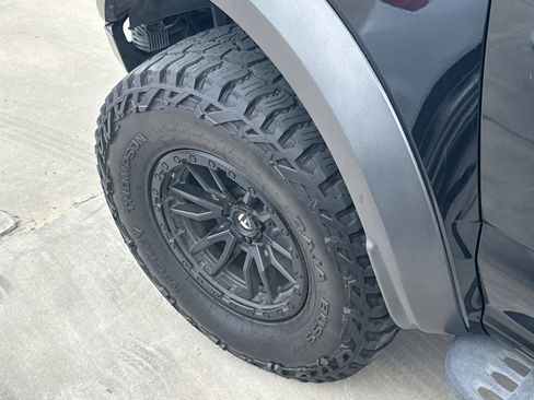 Used 2019 Ford F150 Raptor w/ Equipment Group 802A Luxury AWD/4WD image 3