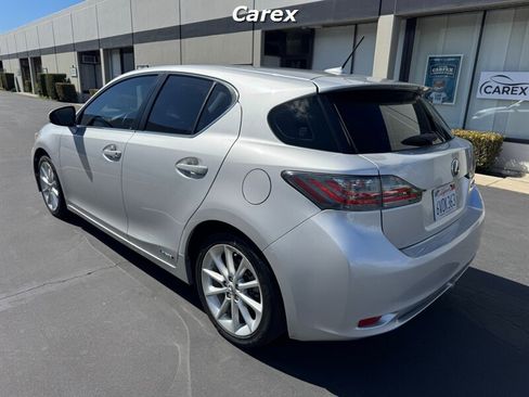 Used 2012 Lexus CT 200h image 8