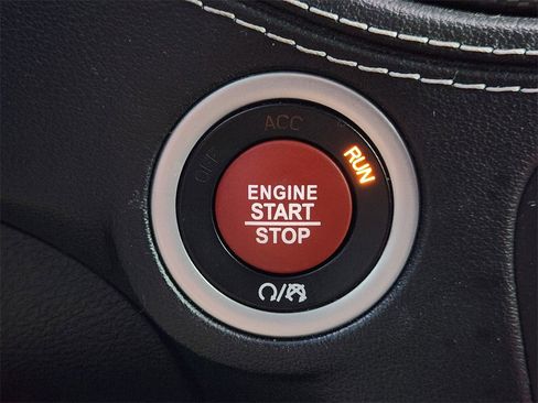 Used 2021 Dodge Charger SRT Hellcat w/ Harman/Kardon Audio Group image 19