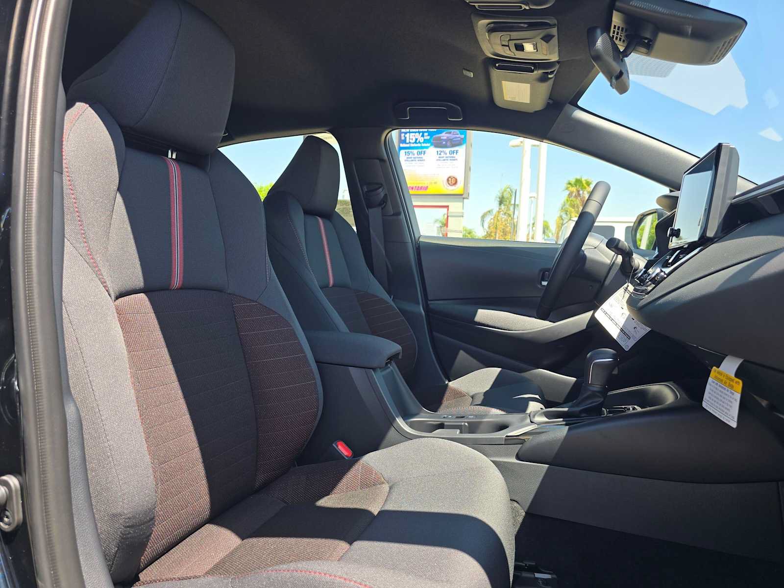 Used 2026 Toyota Corolla SE w/ Carpet Mat Package (TMS) FWD image 10