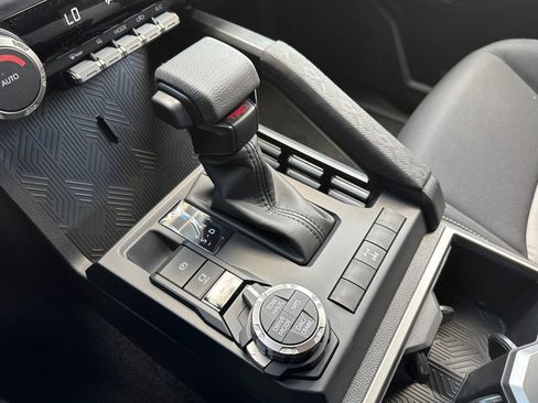 New 2026 Toyota Tacoma TRD Off-Road AWD/4WD image 24
