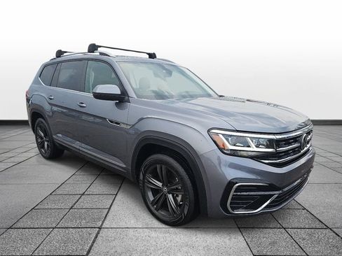 Used 2022 Volkswagen Atlas SEL R-Line AWD/4WD image 3