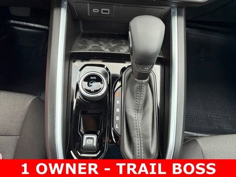 Certified 2025 Chevrolet Colorado Trail Boss AWD/4WD image 24