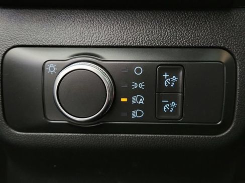 Used 2022 Ford Escape SE FWD image 17