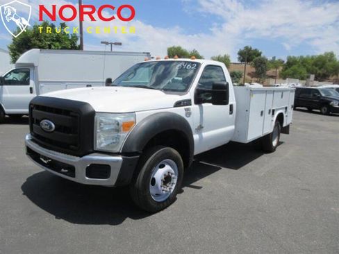 Used 2011 Ford F450 XL w/ XL Decor Group image 2
