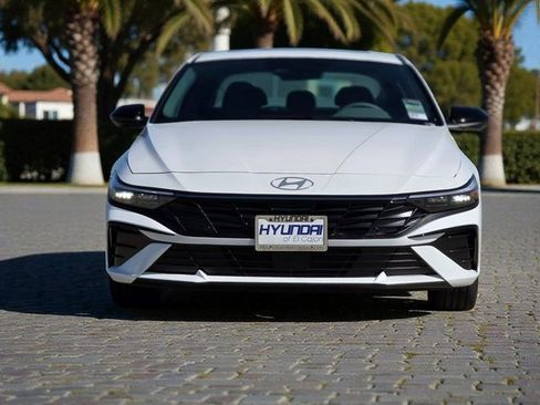 New 2026 Hyundai Elantra SEL Sport image 3