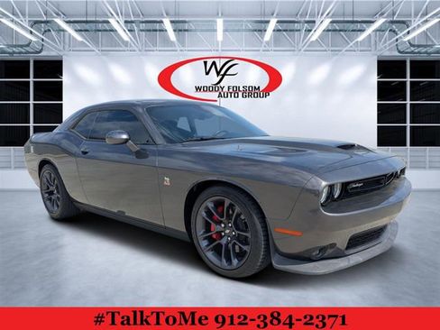 Used 2022 Dodge Challenger R/T Scat Pack w/ Driver Convenience Group RWD image 1