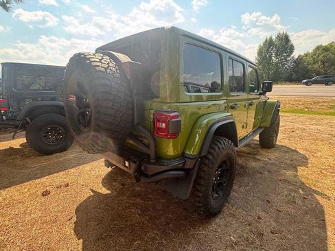 New 2025 Jeep Wrangler Unlimited Rubicon 392 image 14