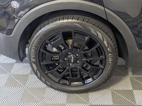 Used 2022 Kia Telluride SX w/ Nightfall Edition Package image 8