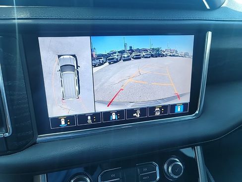 Used 2021 GMC Yukon XL Denali w/ Denali Premium Package RWD image 26