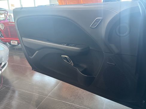 Used 2023 Dodge Challenger SRT Hellcat image 12