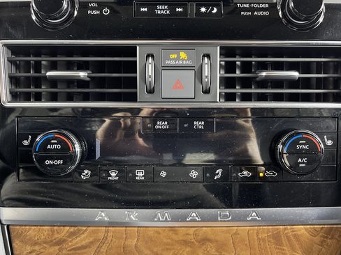 Used 2024 Nissan Armada SL w/ Cargo Package image 26