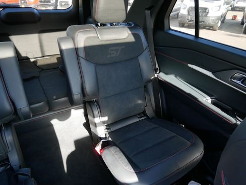 Used 2026 Ford Explorer ST w/ Sun And Sound Package AWD/4WD image 14