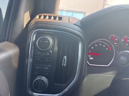 Used 2022 Chevrolet Silverado 1500 LTZ image 7