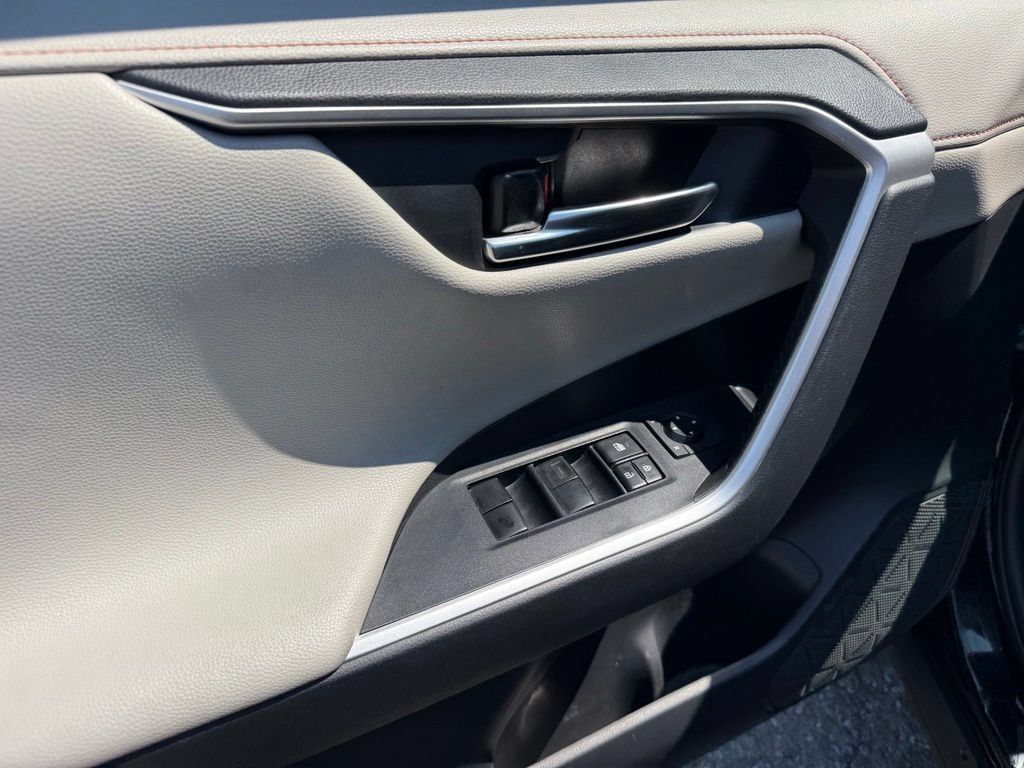 Used 2019 Toyota RAV4 Adventure w/ Cold Weather Package AWD/4WD image 14
