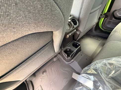 New 2026 Jeep Gladiator Sport AWD/4WD image 25