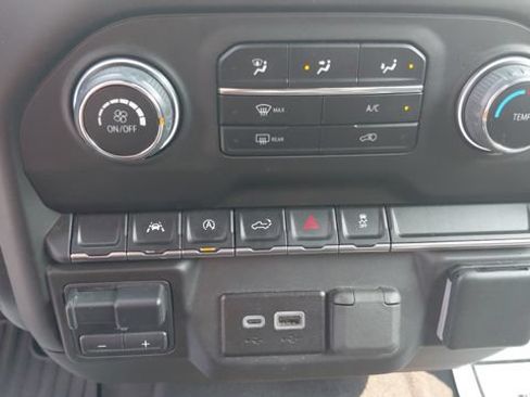 Used 2024 Chevrolet Silverado 1500 Custom AWD/4WD image 20